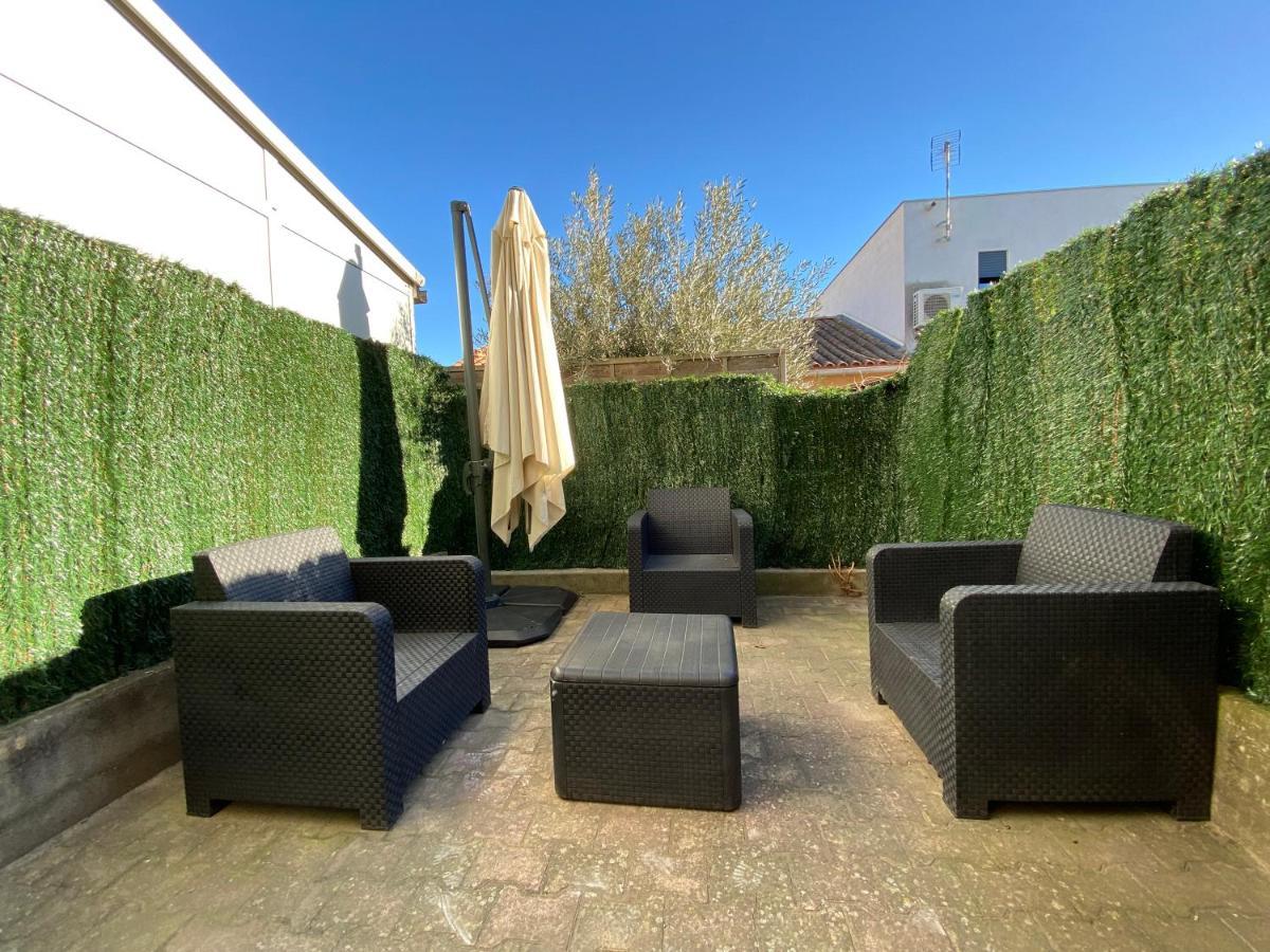 Sol-Y-Days Goeland, Appartement Avec Terrasse Front De Mer Et Place De Parking En Centre-Ville Le Grau-du-Roi Exteriér fotografie