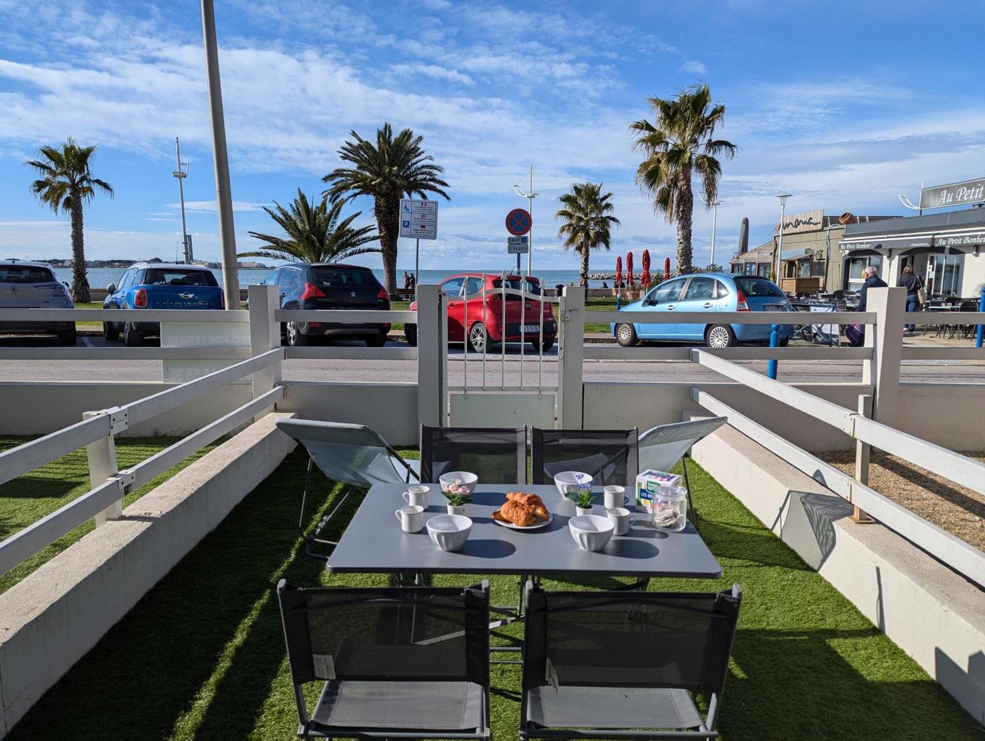 Sol-Y-Days Goeland, Appartement Avec Terrasse Front De Mer Et Place De Parking En Centre-Ville Le Grau-du-Roi Exteriér fotografie